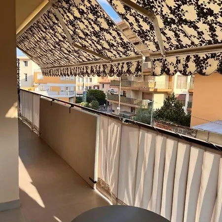 Loft Proche Des Plages 아파트